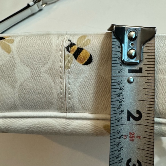 COACH Designer Mini Jamie Camera Bag Signature With Bee Print purse Crossbody - Picture 4 of 8